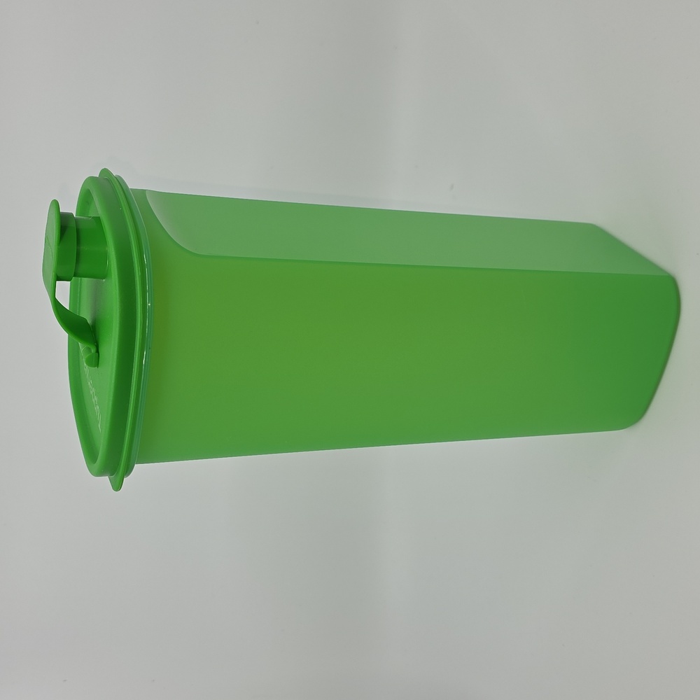 Tupperware Slim Line 2L Pitcher Exclusif GREEN New